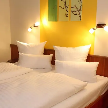 Deutsches Haus Hotel 3*