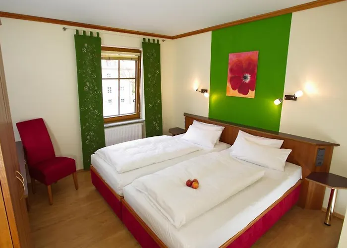 Ξενοδοχείο Deutsches Haus 3*